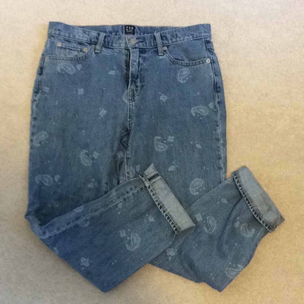 Gap Jeans with Paisleys Size 28 EUC